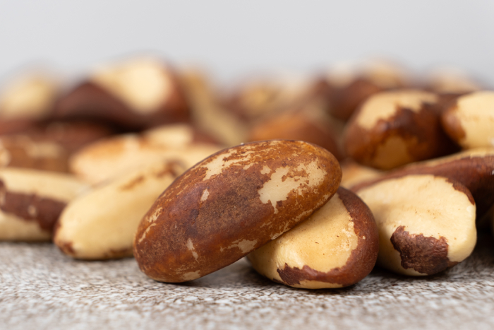 brazil nuts selenium