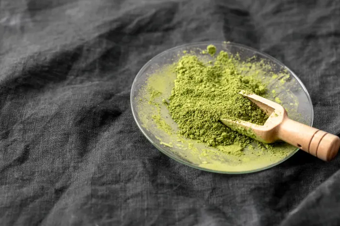 organic kale powder